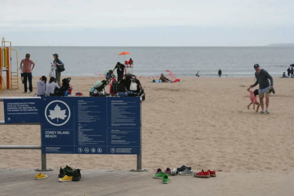 Alarma: contaminación fecal en playas de Nueva York abiertas al público