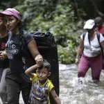 Panamá prevé nuevo récord de migrantes que cruzan el Darién