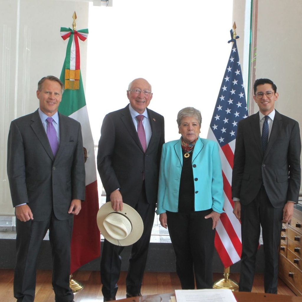 Primer encuentro Oficial la Canciller Alicia Bárcenas con embajadores de Estados Unidos y España en México