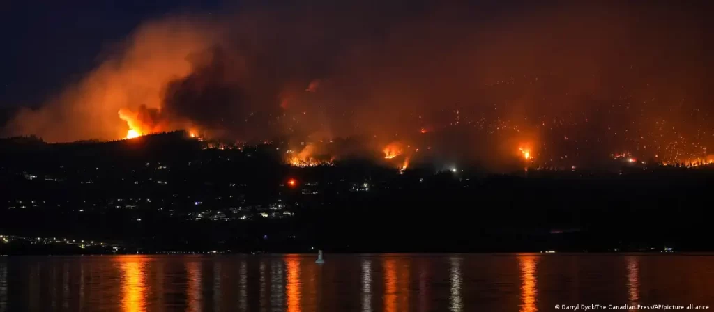 Oeste de Canadá declara estado de emergencia por incendios