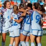 Jugadoras de la liga femenina de España suspenden huelga tras alcanzar un acuerdo sobre pagos mínimos salariales