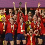 Las futbolistas españolas ponen fin al boicot después de que la federación se compromete a hacer cambios inmediatos