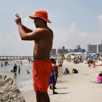 Playas de Long Island y NYC estarán abiertas en el último suspiro de este verano: Hay alertas de resacas