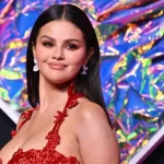 Selena Gomez se burla —y luego habla en serio— sobre sus gestos en los MTV Video Music Awards 2023