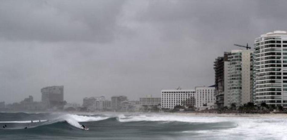 La corriente de resaca deja seis muertos en Florida en el comienzo del verano