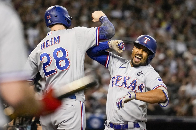 Semien y Seager comandan tercera victoria de los Vigilantes sobre D-Backs