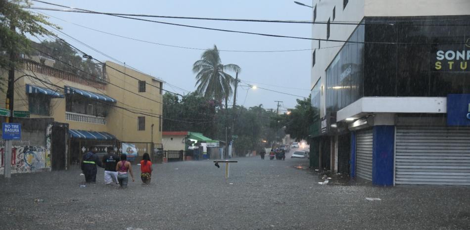 ¡El peligro continúa! Las lluvias seguirán provocando inundaciones y deslizamientos de tierra