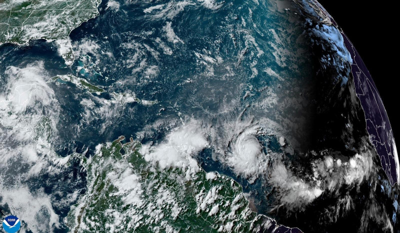 Se esperan lluvias para el lunes ante el paso de huracán Beryl