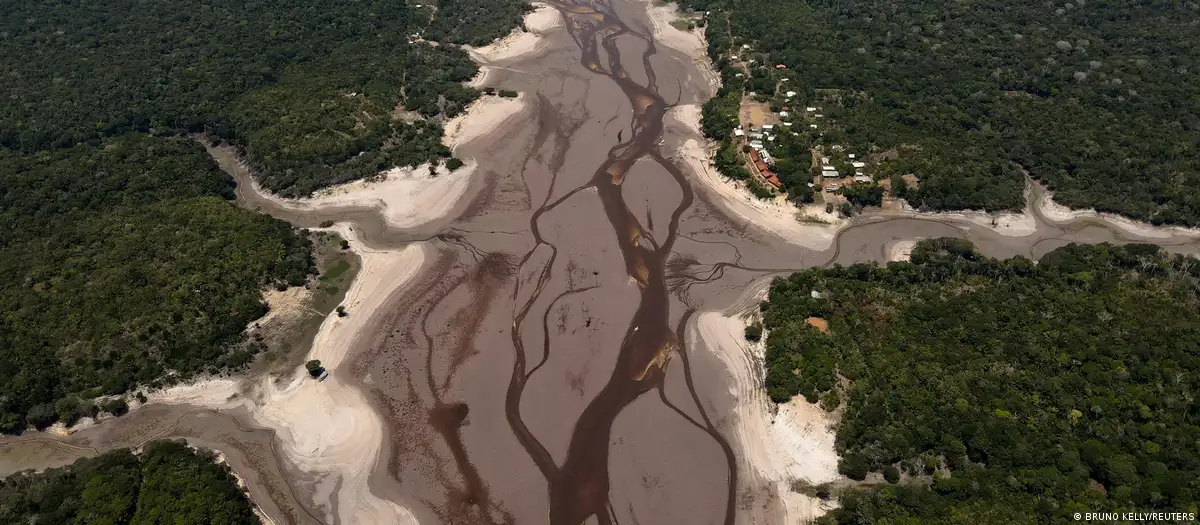 Sequía histórica en la Amazonía causa apagones en Ecuador