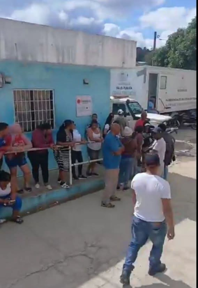 Más de 20 personas son atendidas de naufragio en costas de Miches que pretendía llegar a PR