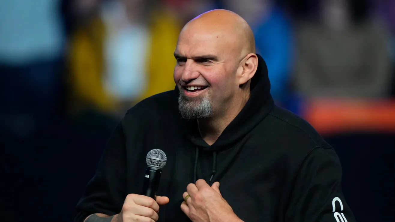 El senador demócrata John Fetterman se reunirá con Trump en Mar-a-Lago