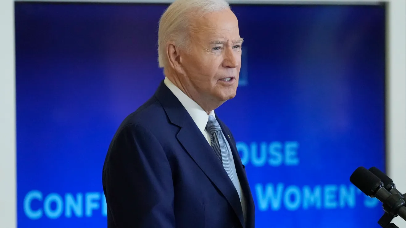 Piden a Biden usar el perdón presidencial para indultar a migrantes que entraron de forma irregular a EE.UU.