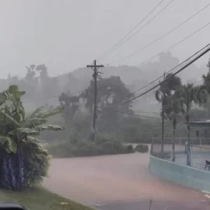 Las fuertes lluvias de la tormenta Ernesto provocarán inundaciones en Puerto Rico