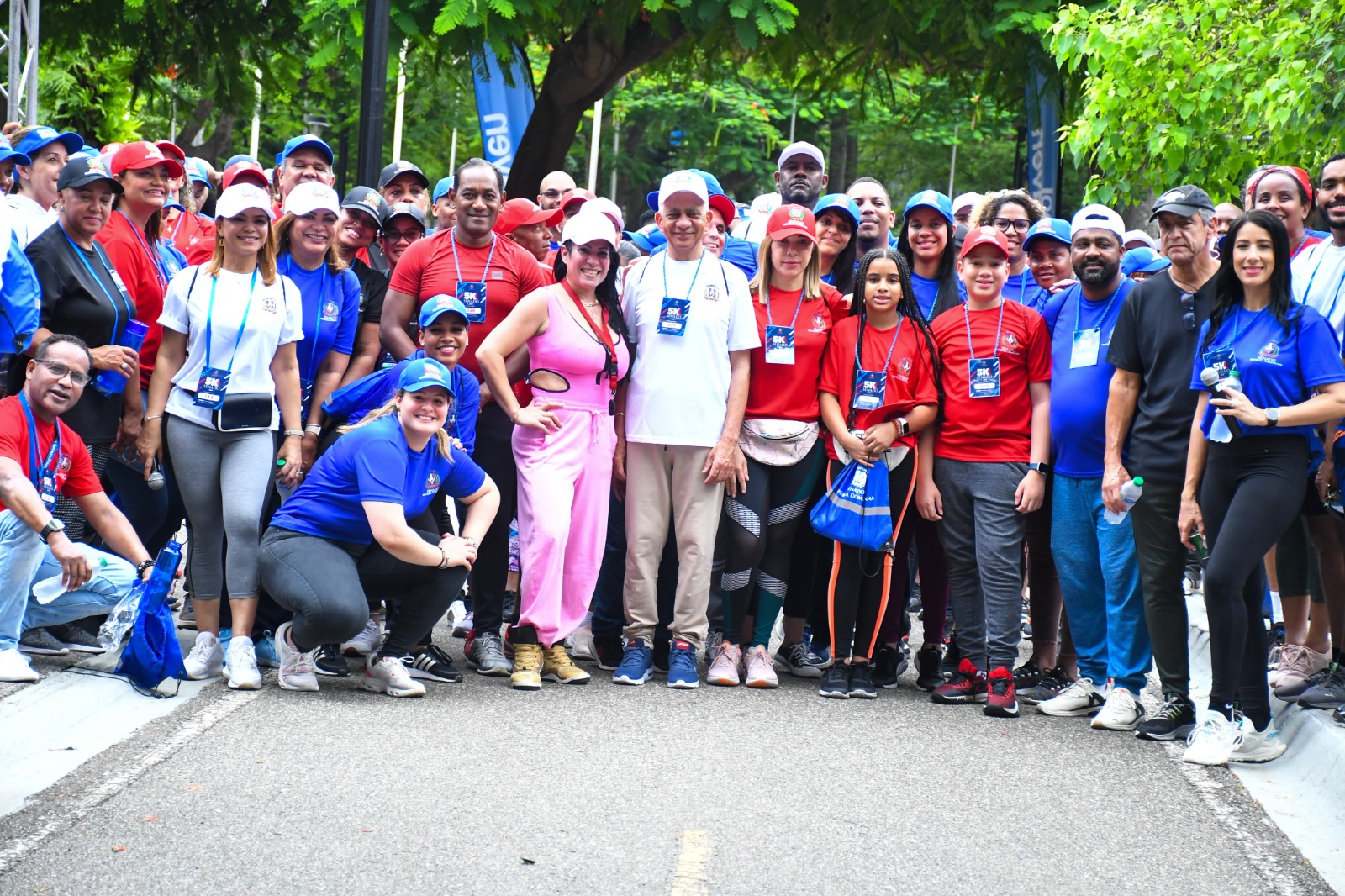 Primer Maratón 5K del Senado lo conquistan los colaboradores Luis de los Santos y Edilania Pichardo