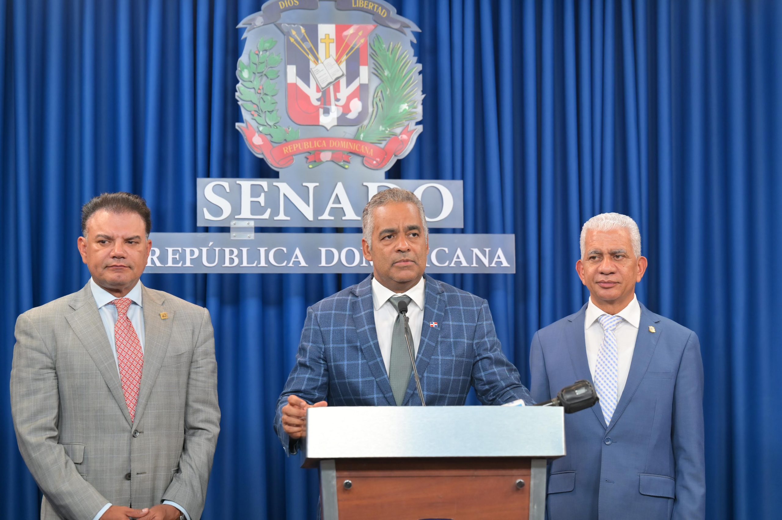 Senado recibe de PE contrato 52 inmuebles  distribuidos en 19 provincias