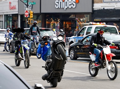 Tradiciones desaparecen y reducen en NYC