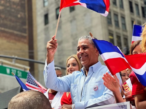 Crece liderazgo congresista Espaillat