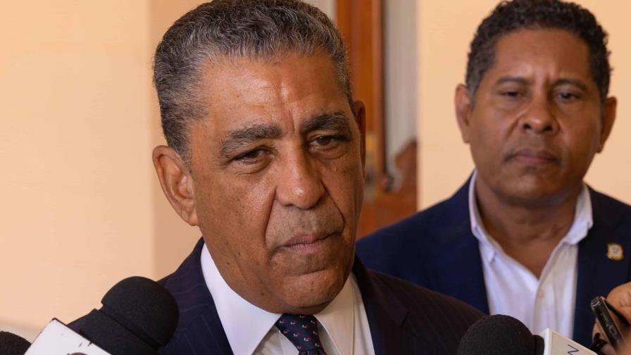 Adriano Espaillat: «La ciudadanía por nacimiento es como la columna vertebral de Estados Unidos»