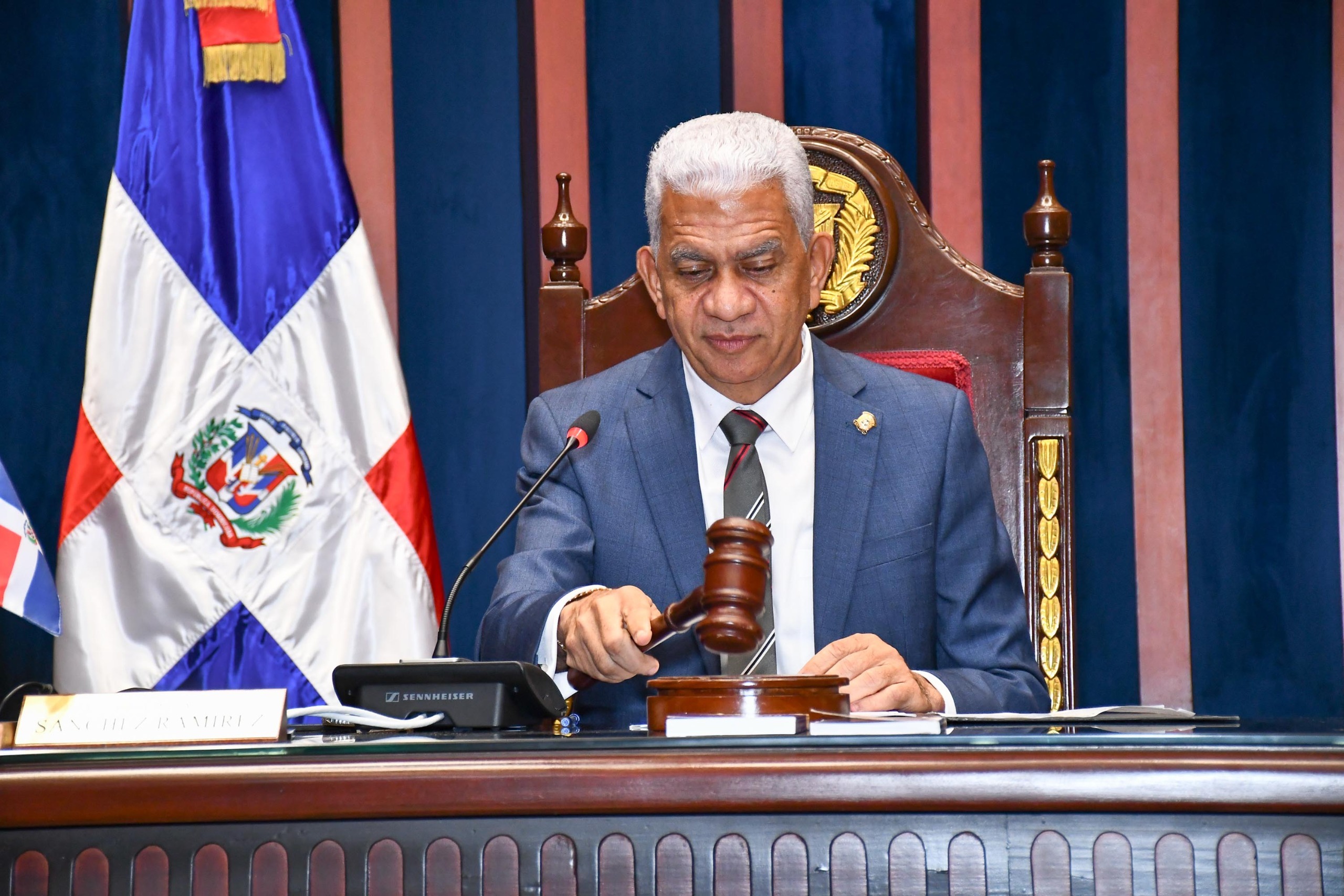 Senado aprueba la Ley Orgánica de la Cámara de Cuentas de la Autoría del Senador Félix Bautista