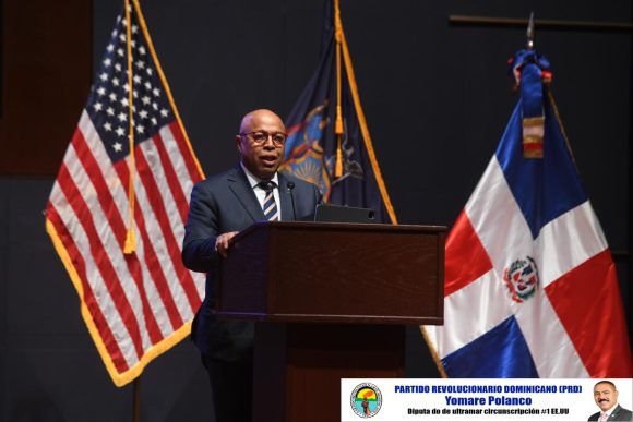 Alfredo Pacheco expone en conferencia anual Dominicanos en el Capitolio