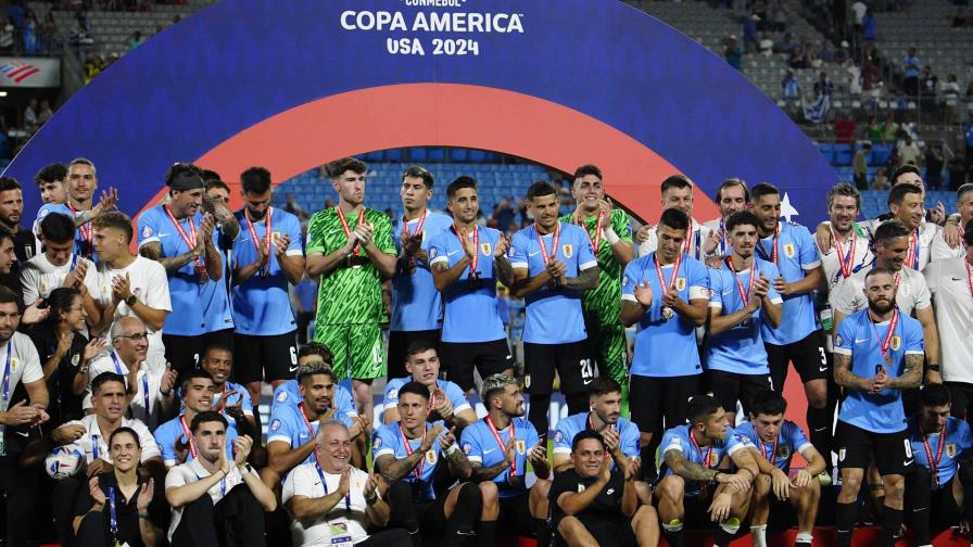 Uruguay supera por penales a Canadá para embolsarse el 3er puesto de la Copa América